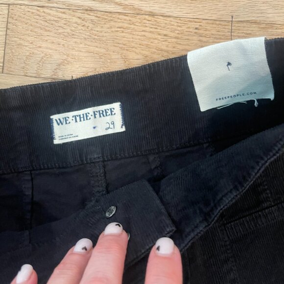023 We The Free Jayde Cord Flare Jean in Black NWT Size 31 - Picture 8 of 11